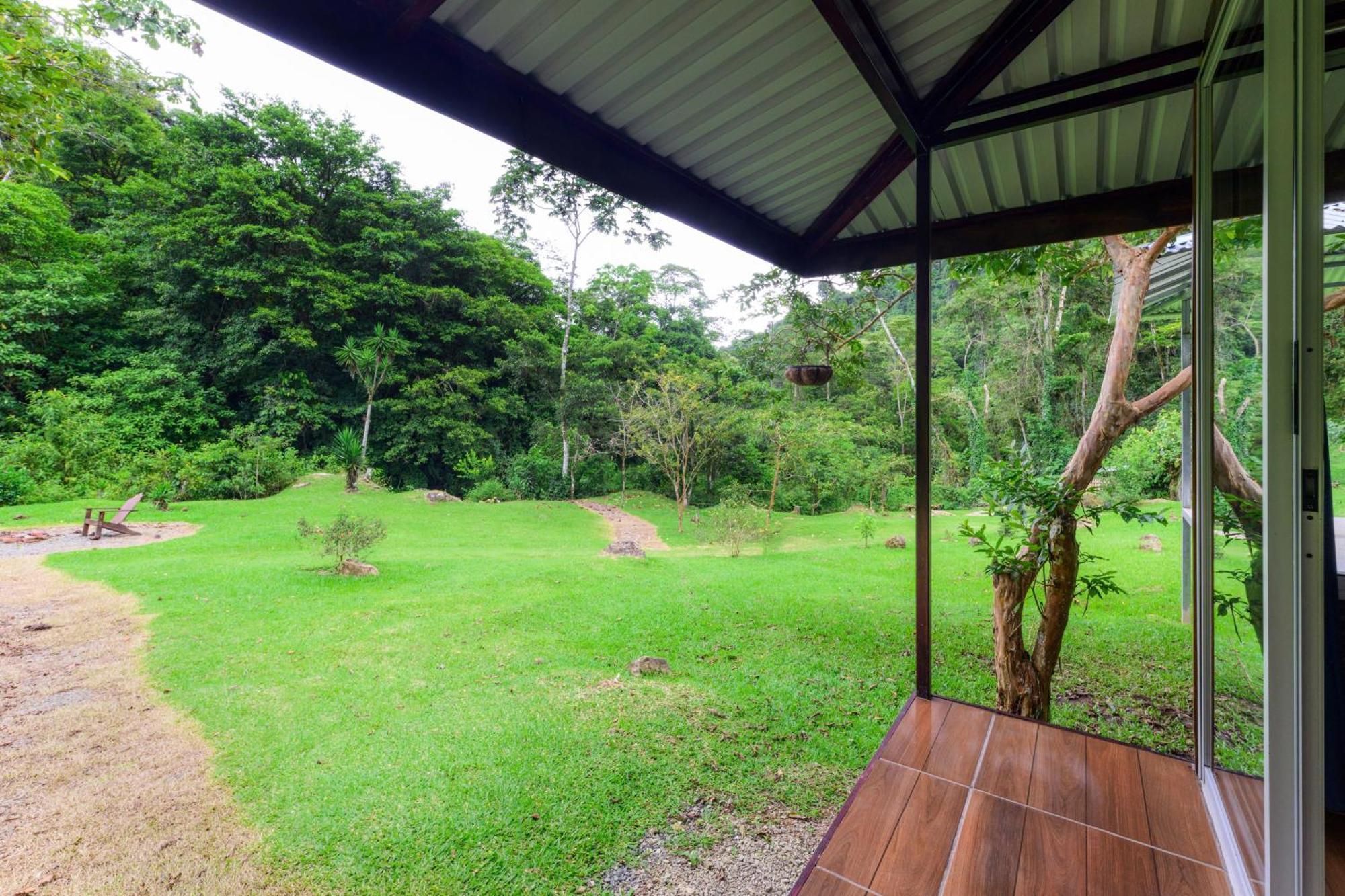 Hotel Rivel - Restaurant & Nature Retreat ตูร์เรียลบา ภายนอก รูปภาพ